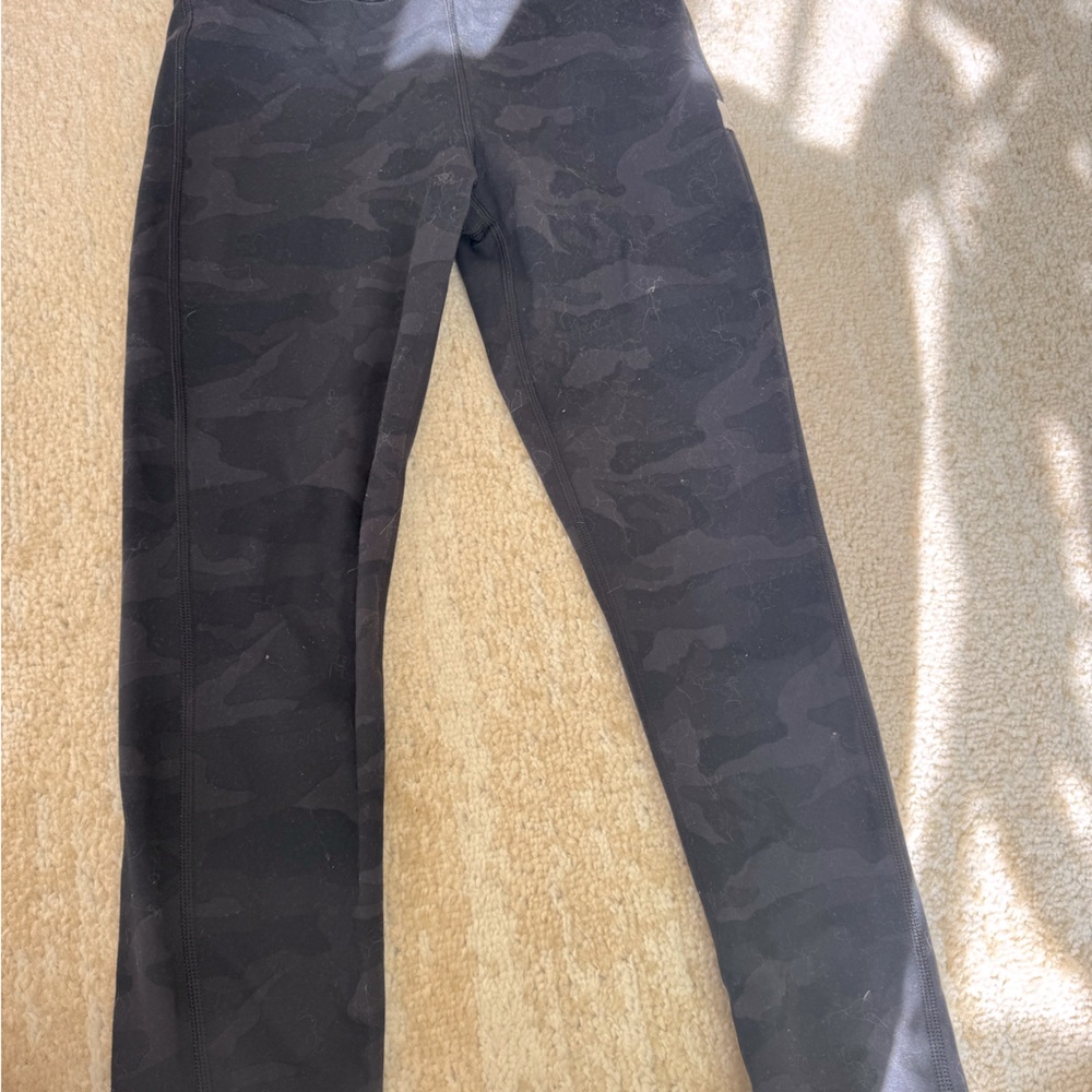 Vuori leggings. Size s camo